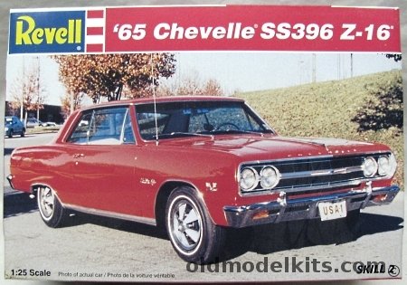 Revell 1/25 1965 Chevelle SS396 Z-16, 7611 plastic model kit
